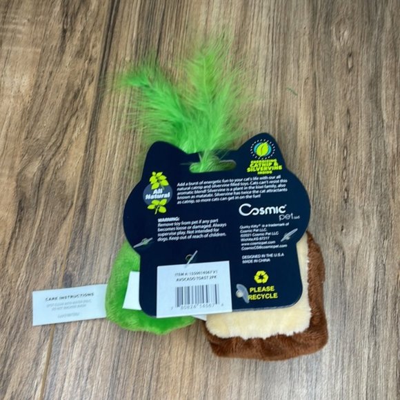 Quirky Kitty Avocado Toast Catnip Kitty Toys - Picture 5 of 7